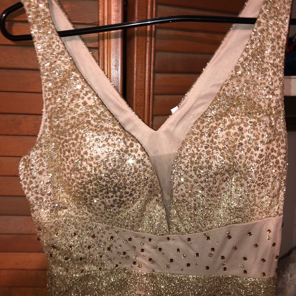 Beautiful gold sparkle dress
